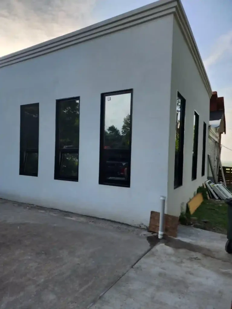 what are awning window
