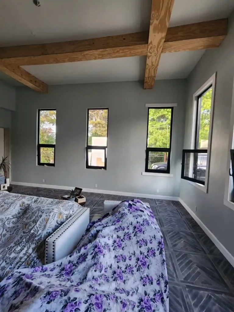 what is an awning window